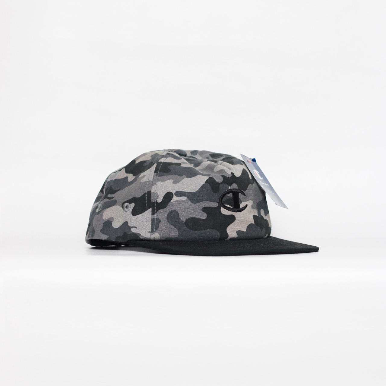 Champion – Camo Flat Bill