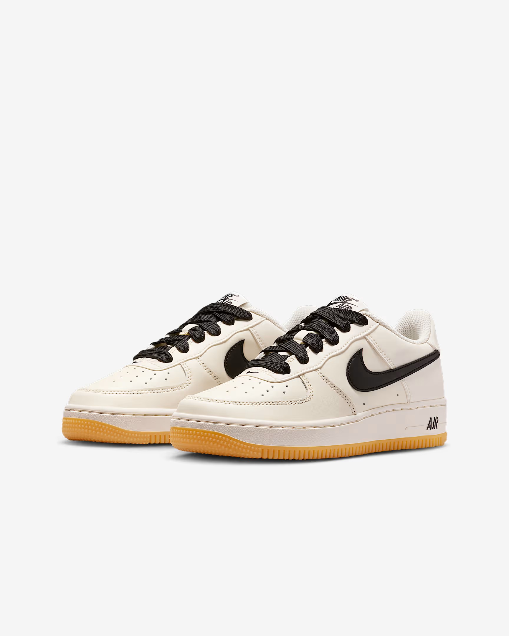 Nike Air Force 1 LV8