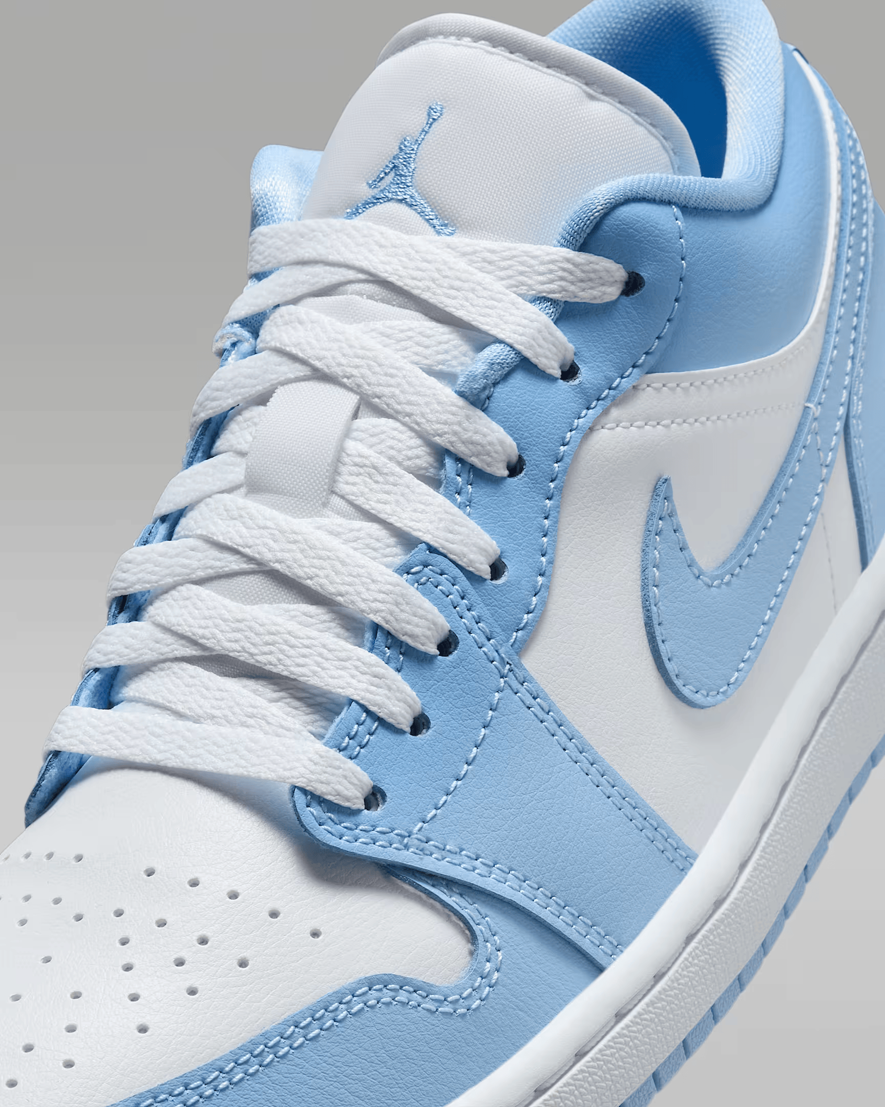 Air Jordan 1 Low