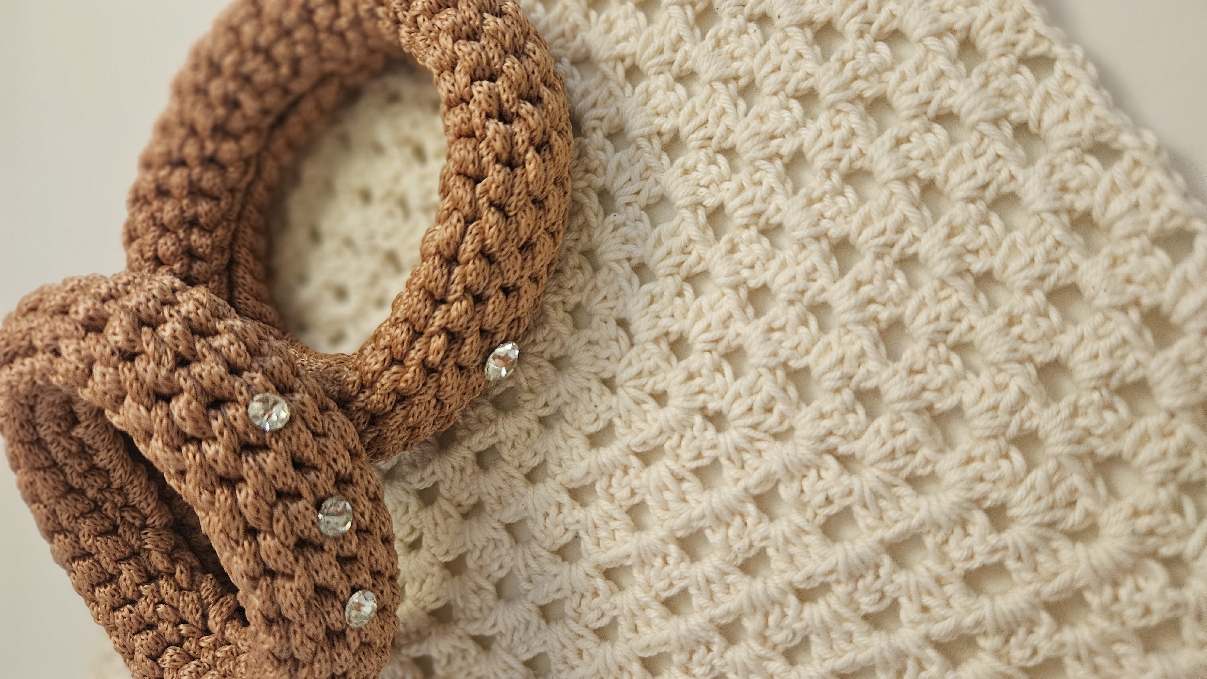 Bracelete de crochê