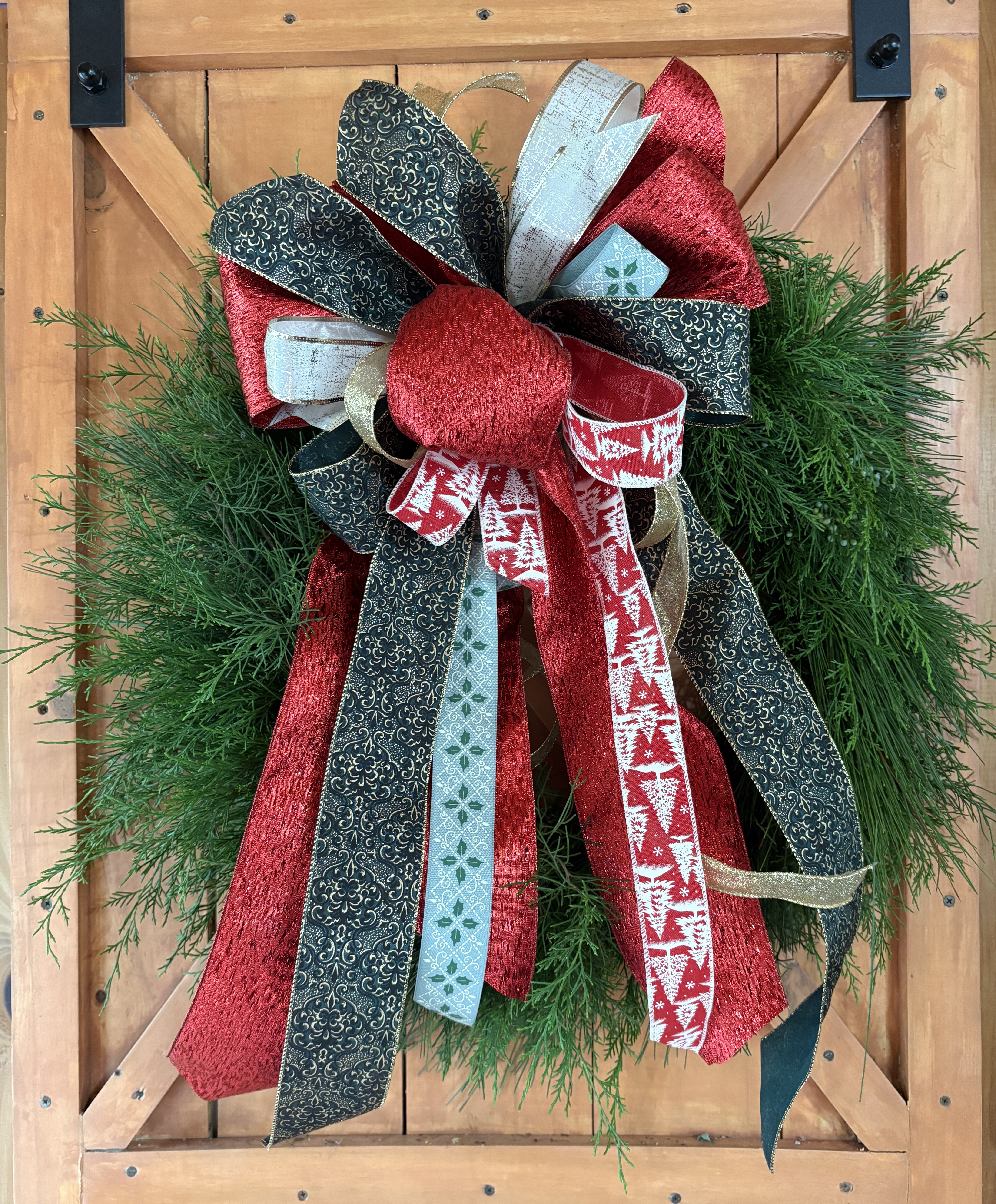 HOLIDAY WREATH WORKSHOP