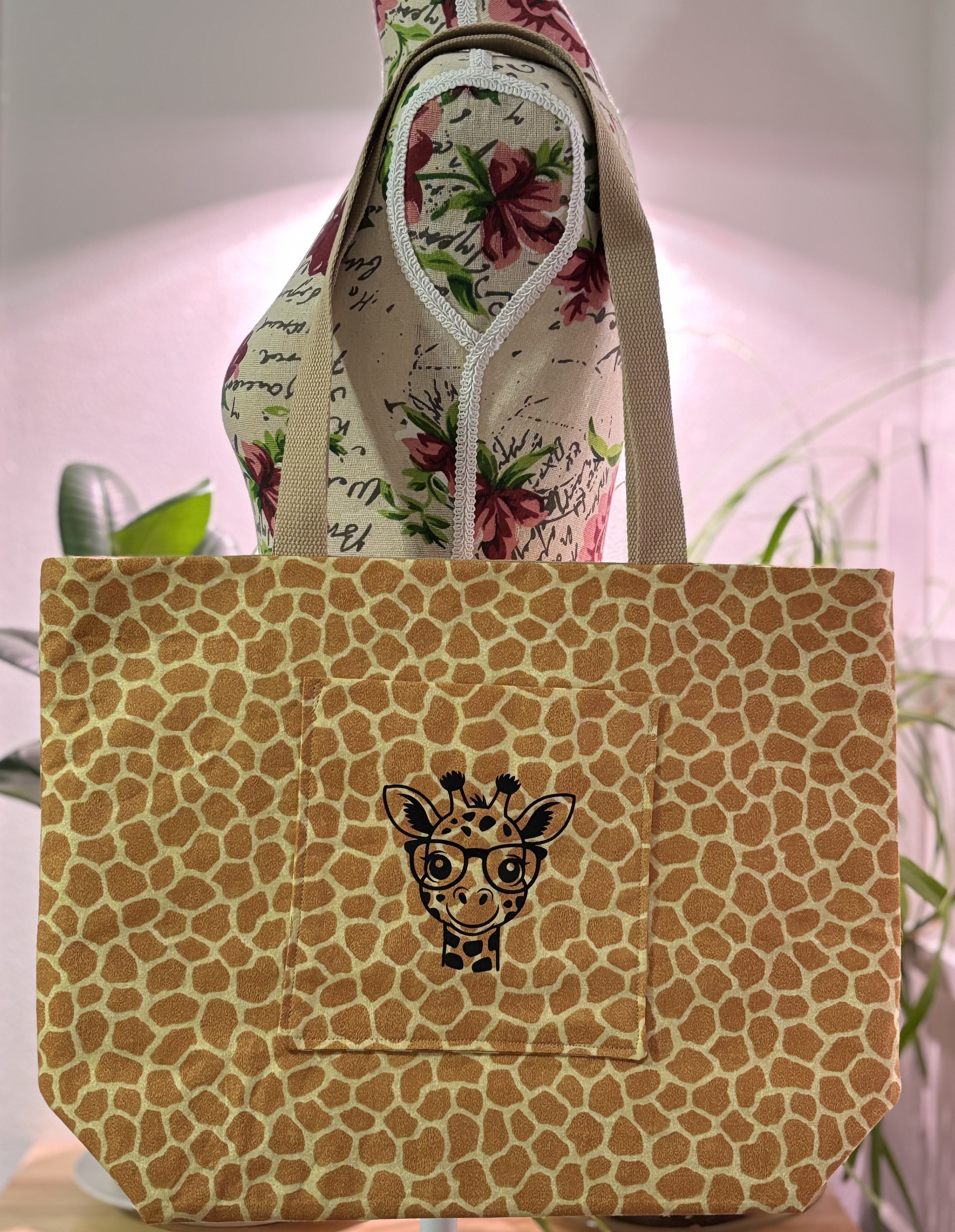 Giraffe Print Tote Bags