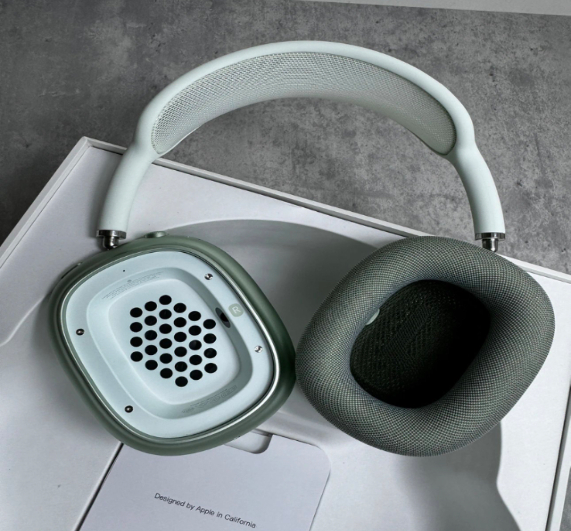 Apple Wireless Over-Ear Headphones