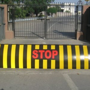 Hydraulic Road Blocker