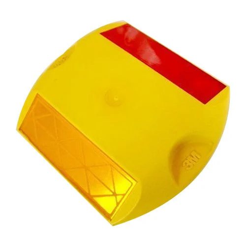 Road Reflectors / Cat Eyes