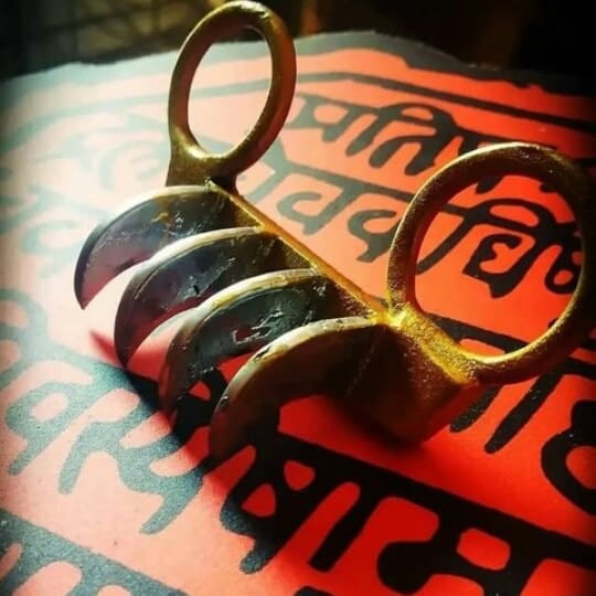Traditional Brass Tiger Claw Weapon (Bagh Nakh)