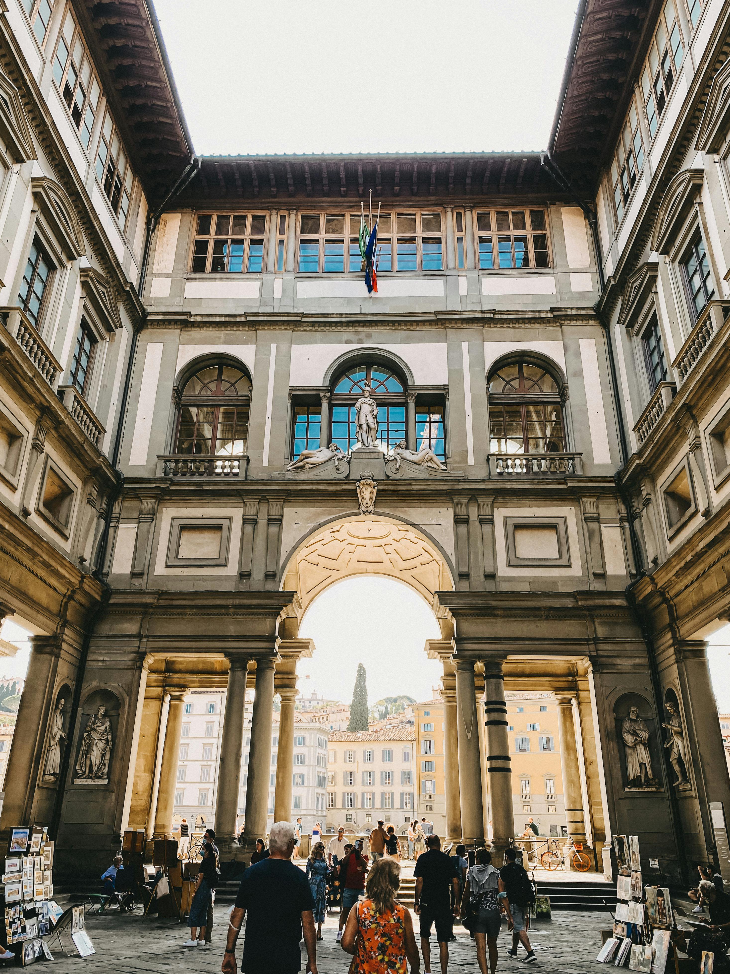Visita con Guida Autorizzata CINESE agli Uffizi - BIGLIETTI INCLUSI