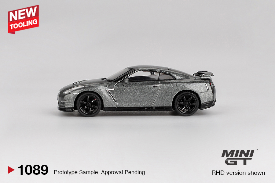 MINI GT Nissan GTR 35 CRS VERSION DARK METAL GRAY 2013
