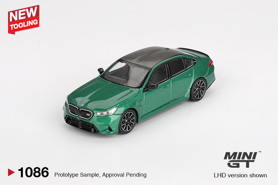 Mini GT BMW M5 (G90) ISLE OF MAN  GREEN METALLIC 2024