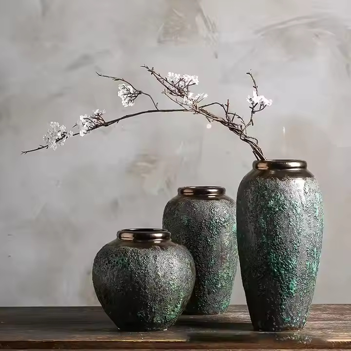 The Foundry Vase – Antique-Inspired Terracotta for Cultivated Interiors