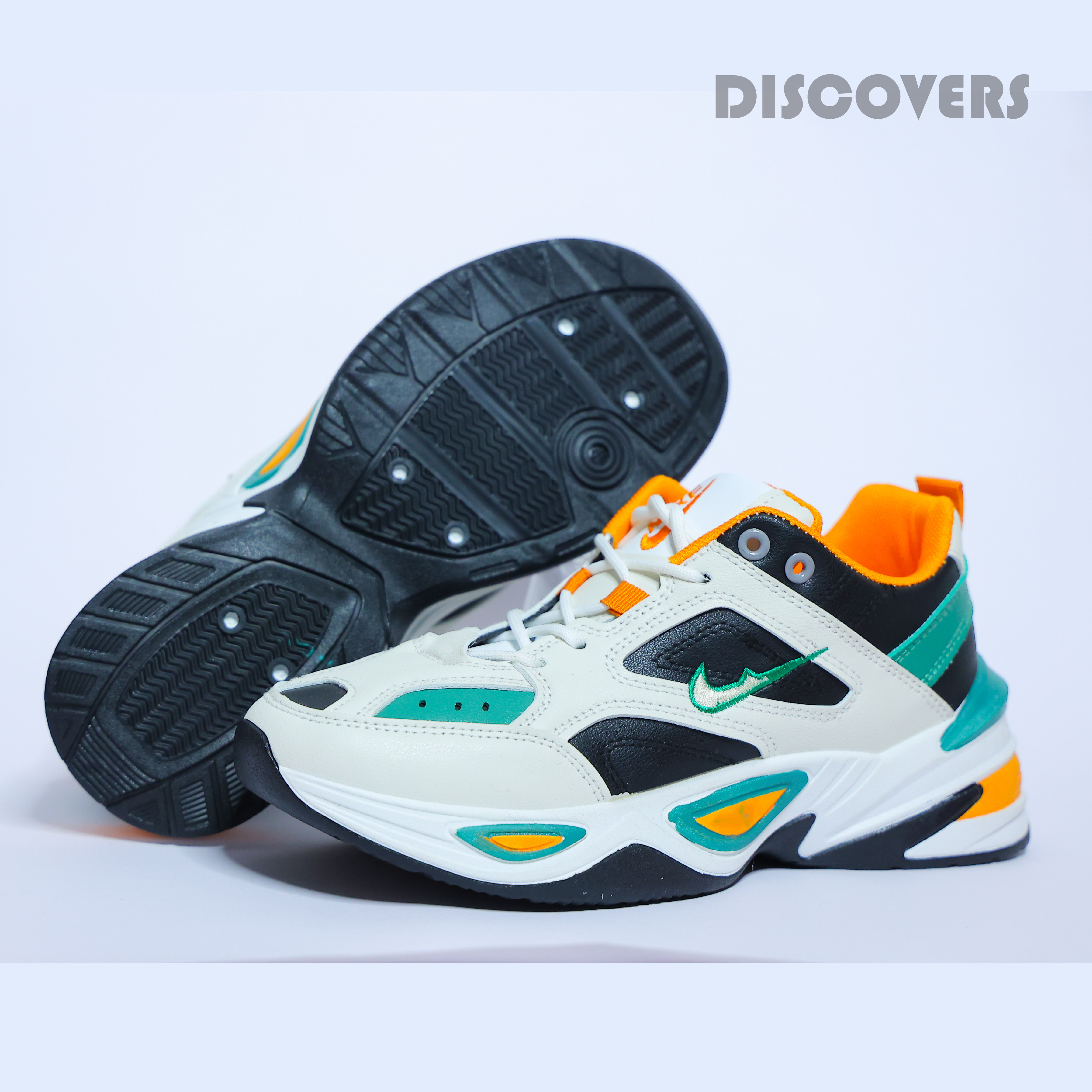 Fashionable Sports Sneakers