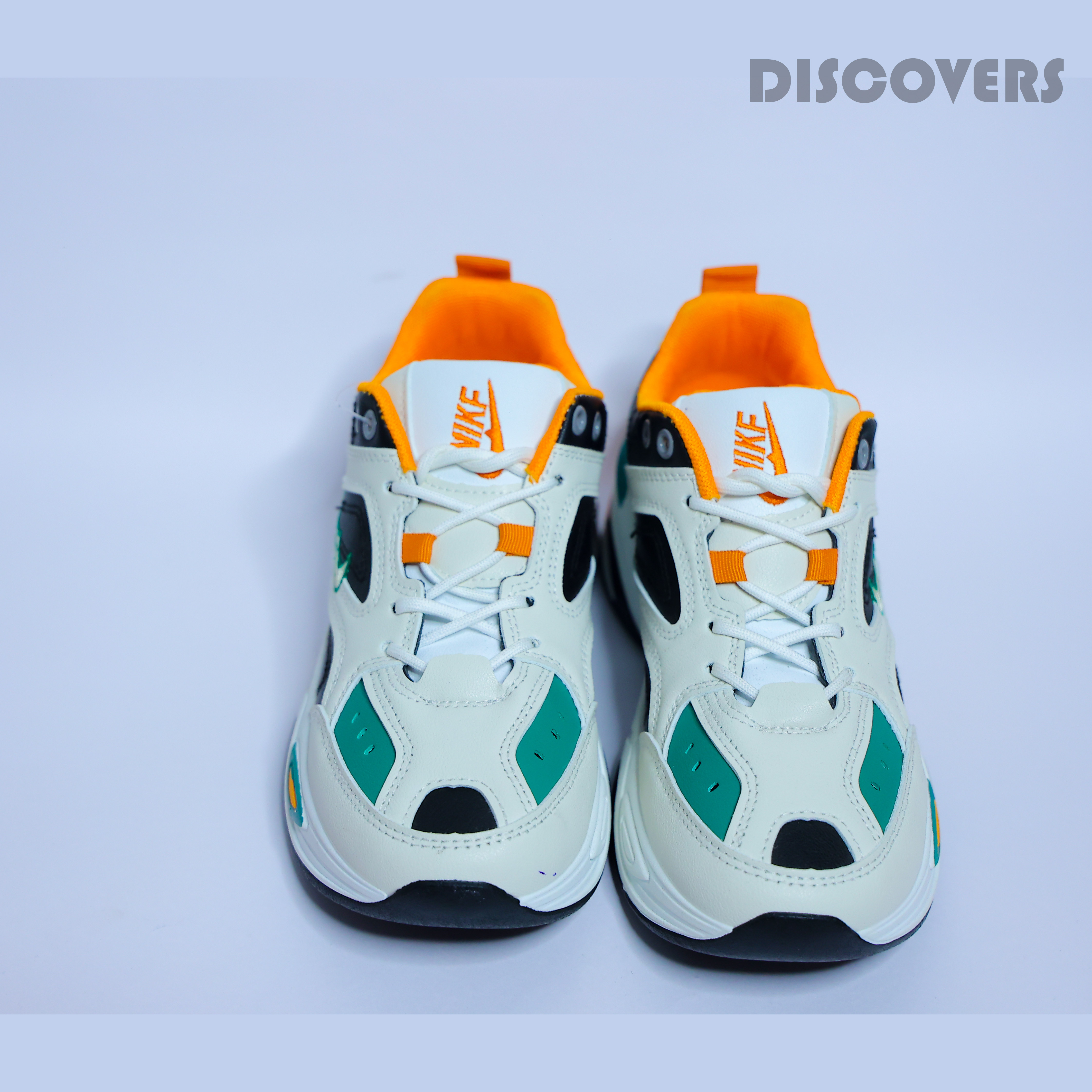 Fashionable Sports Sneakers