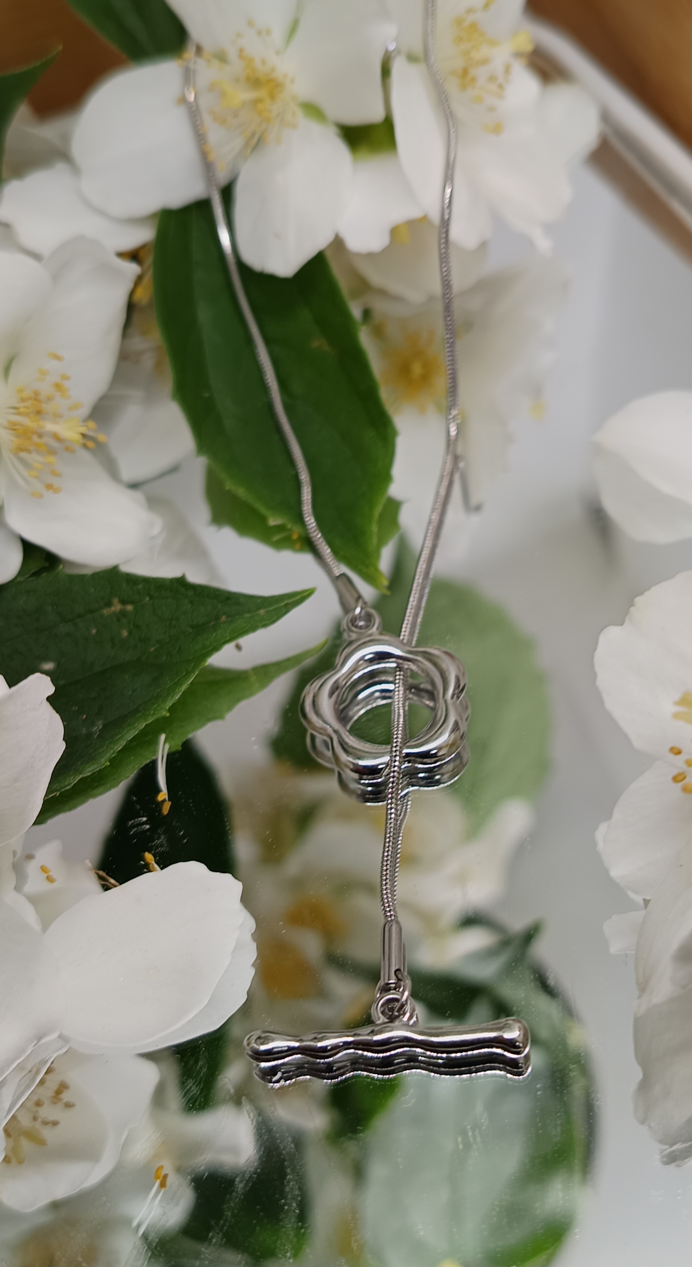 COLLIER LOLA 