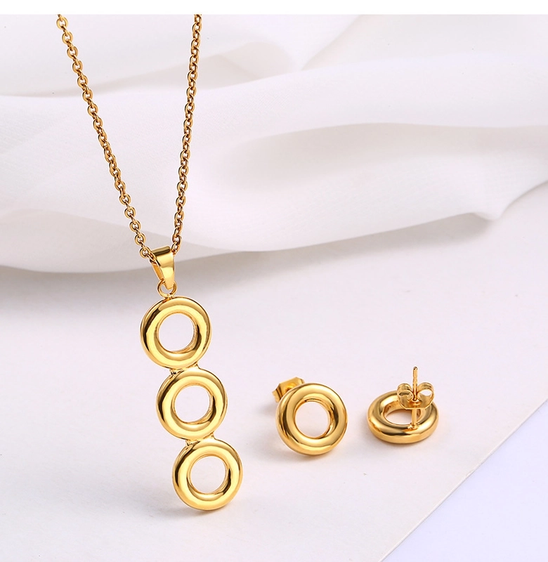 COLLIER OLIVIA