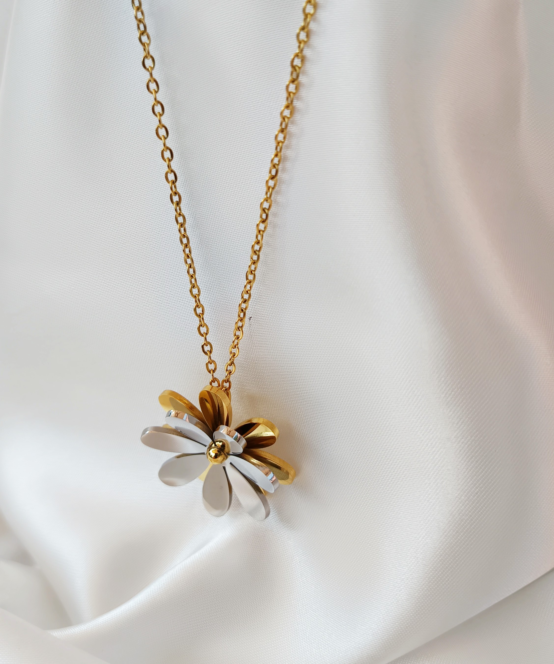 COLLIER AURELIA