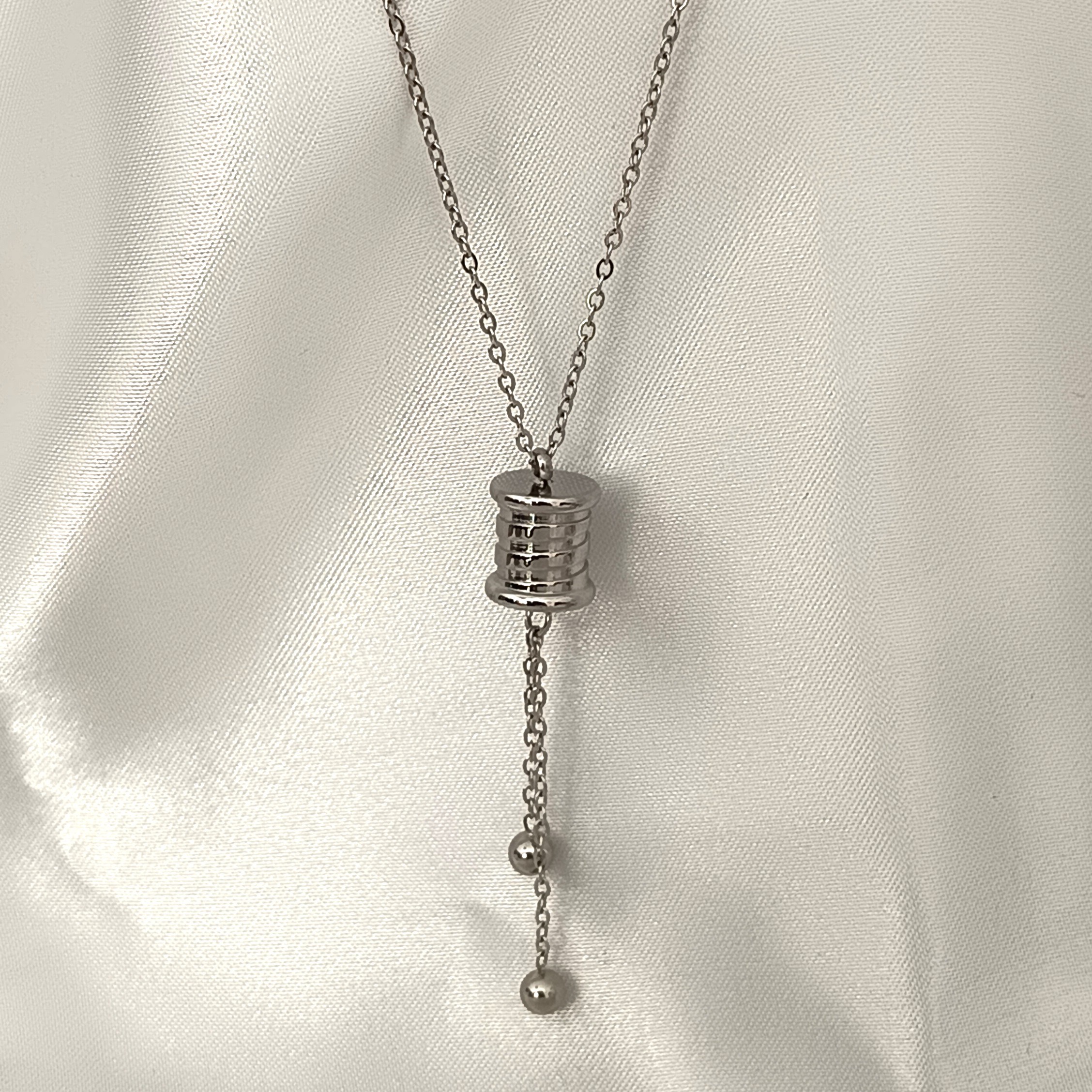 COLLIER MATY 