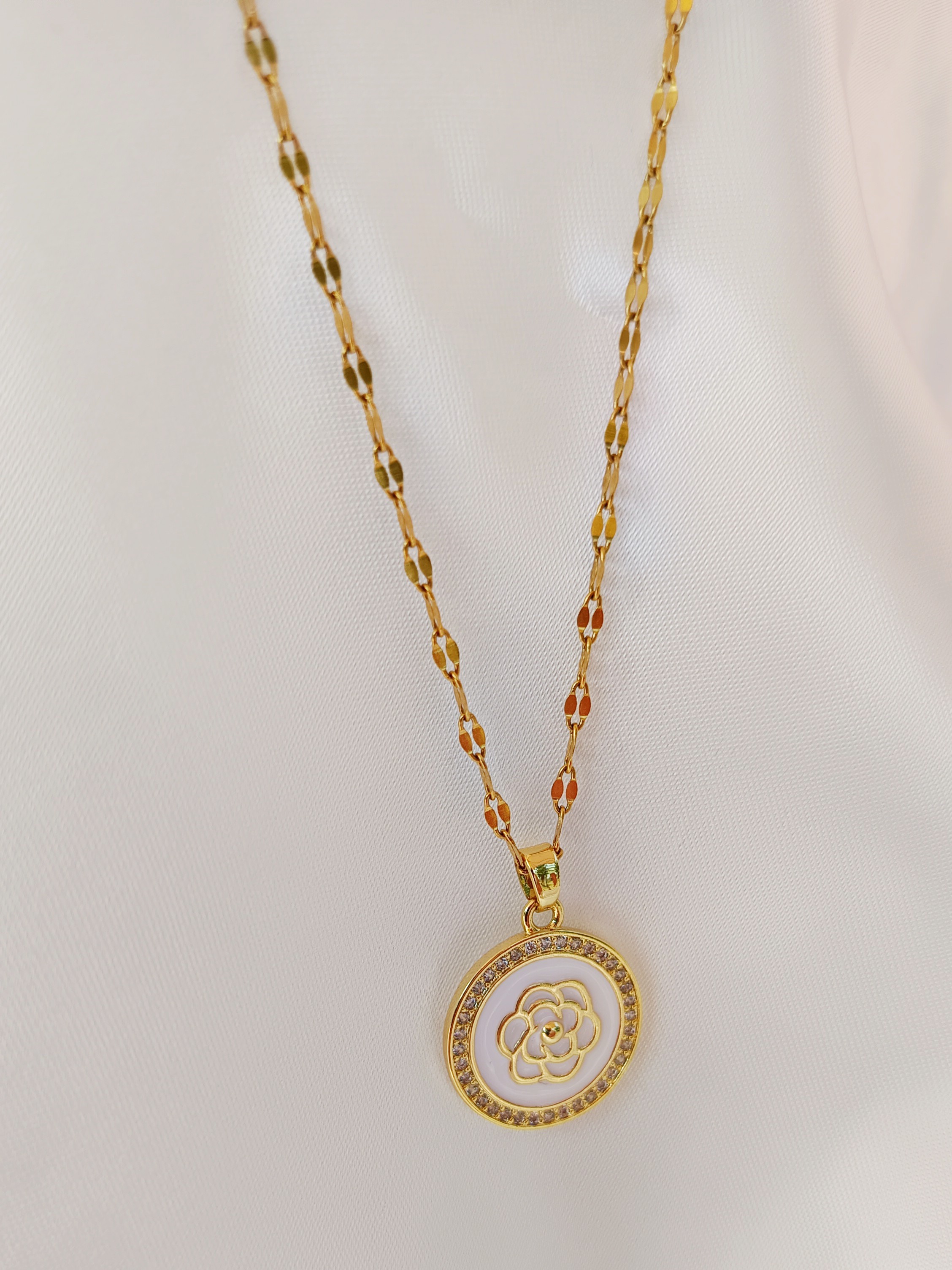 COLLIER DORINE 