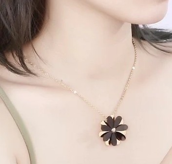 COLLIER AURELIA NOIR