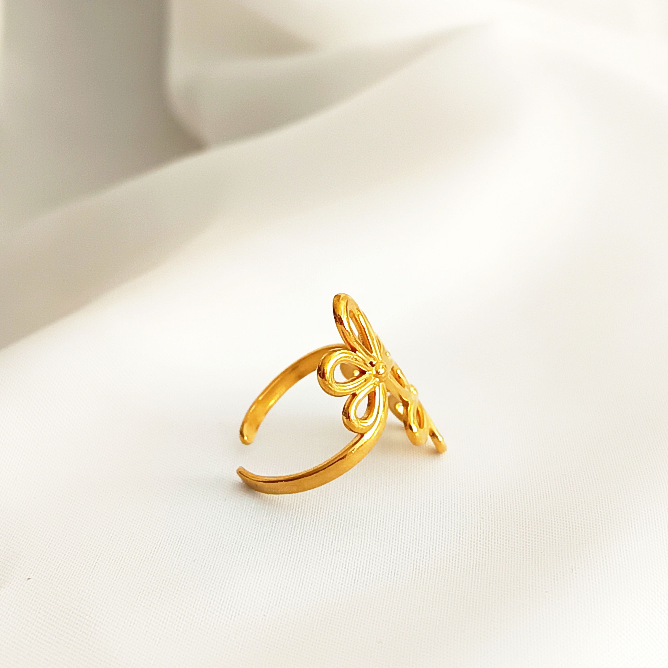 BAGUE LEONIE