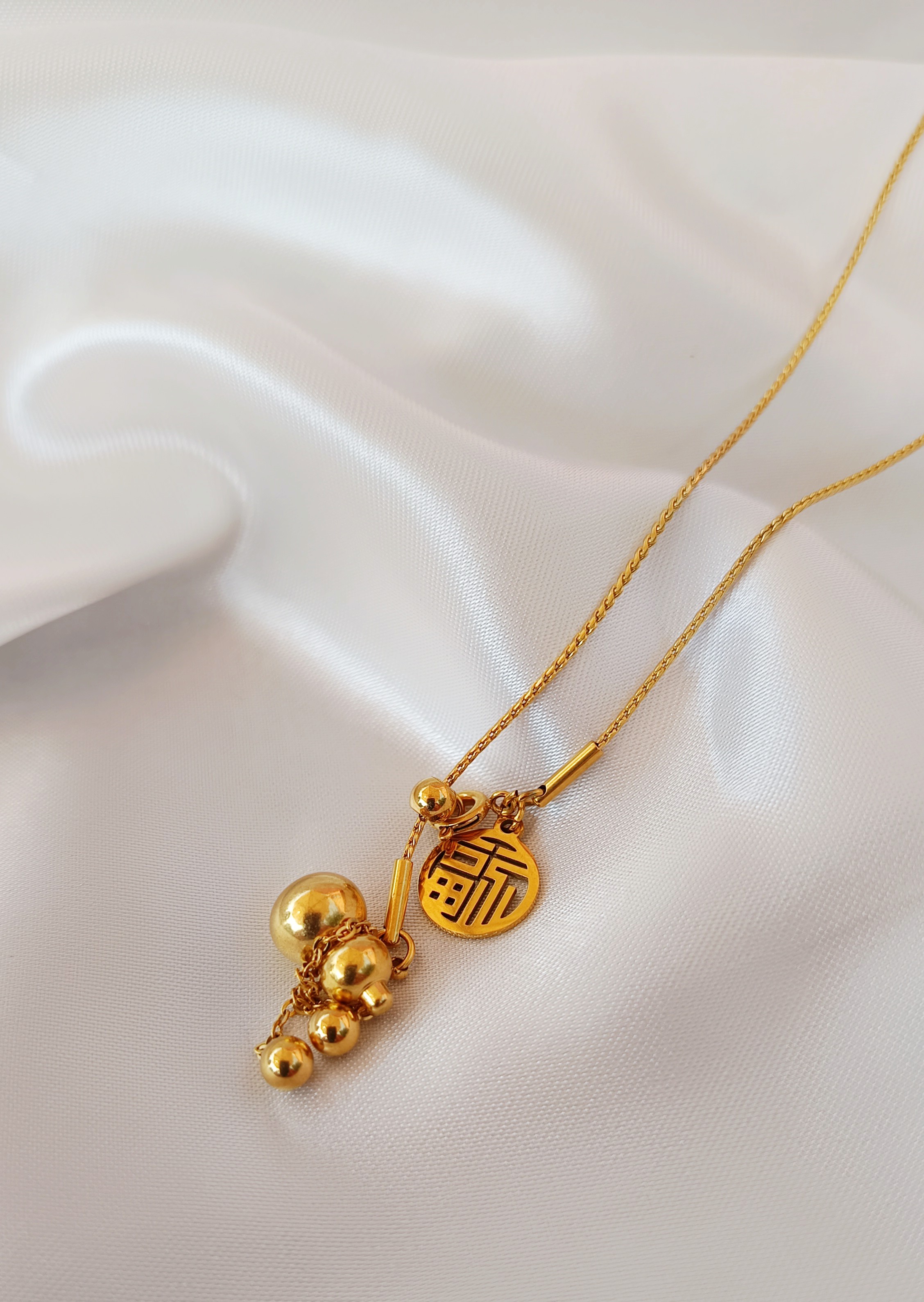 COLLIER LILOU