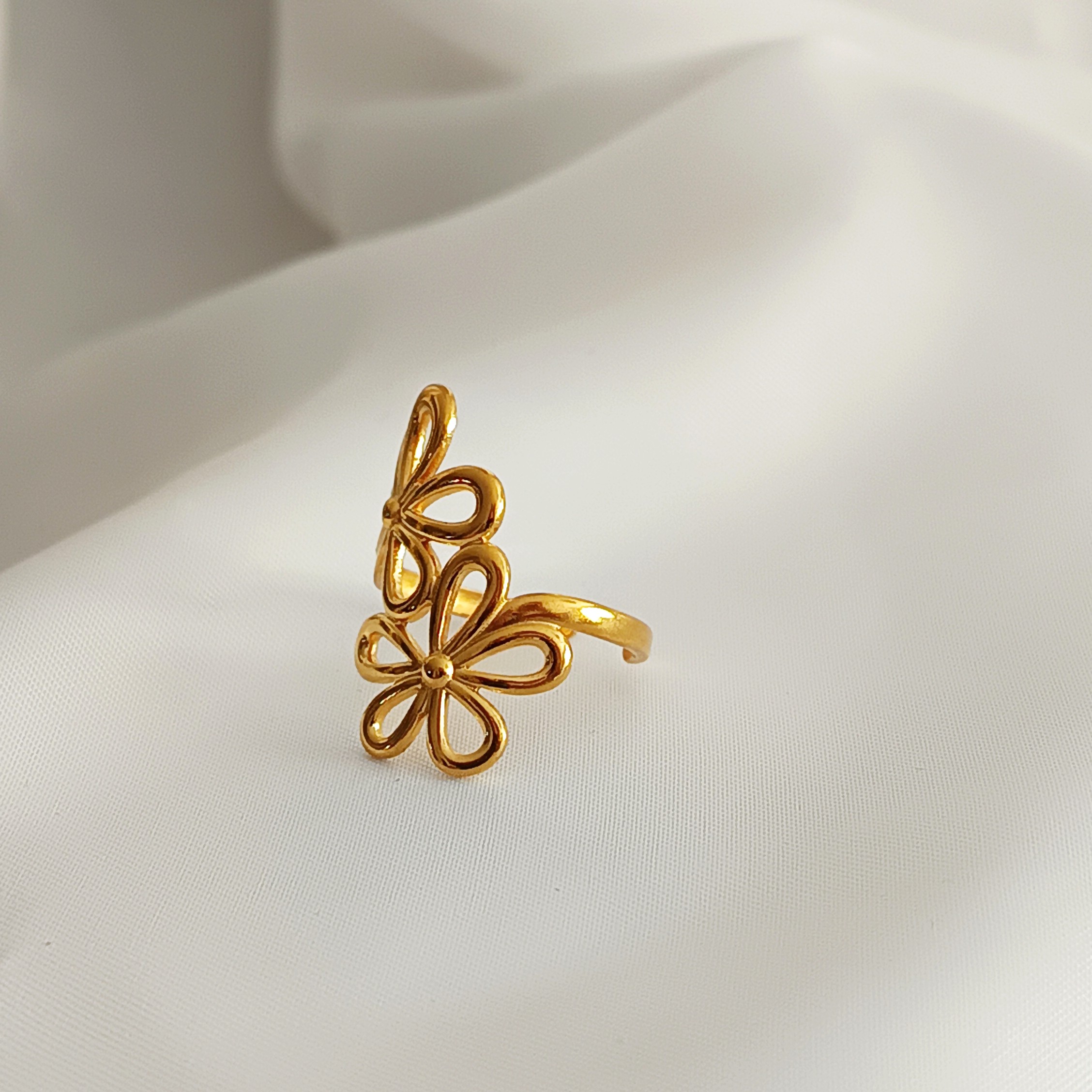 BAGUE LEONIE