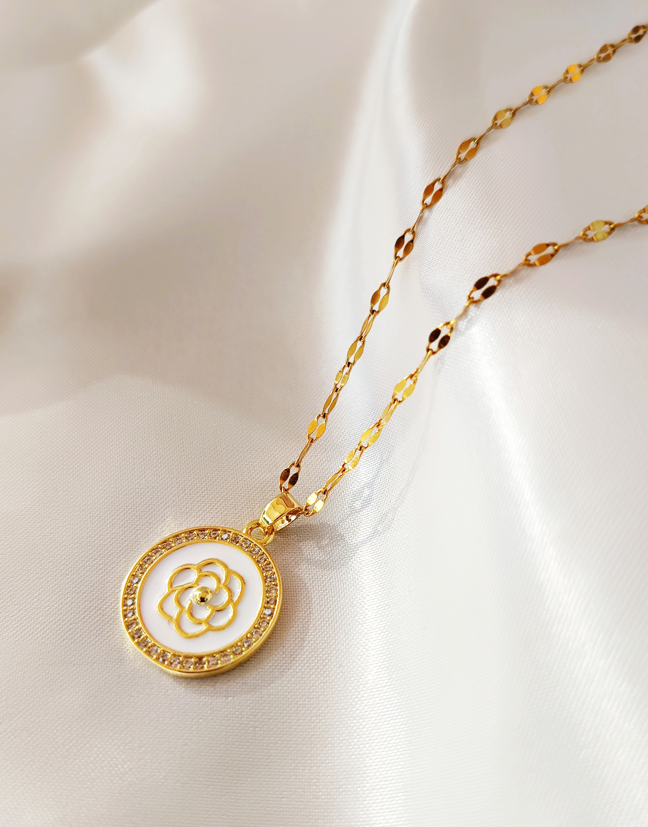 COLLIER DORINE 