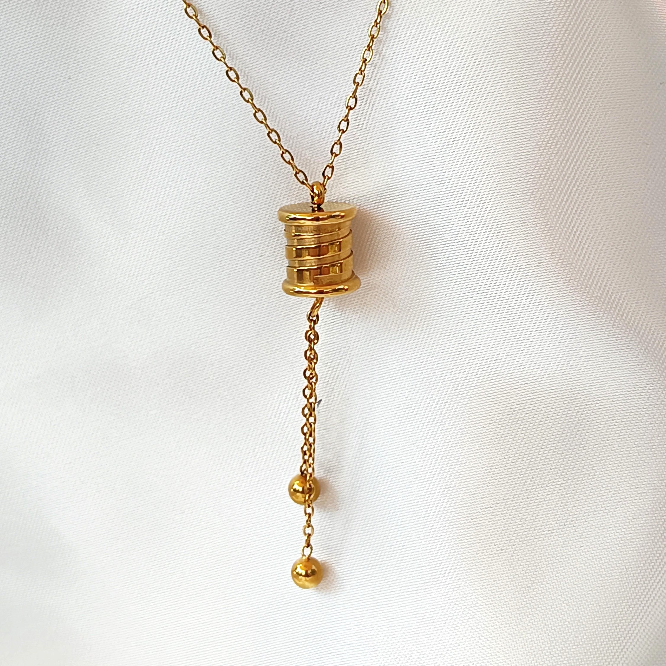 COLLIER MATY 