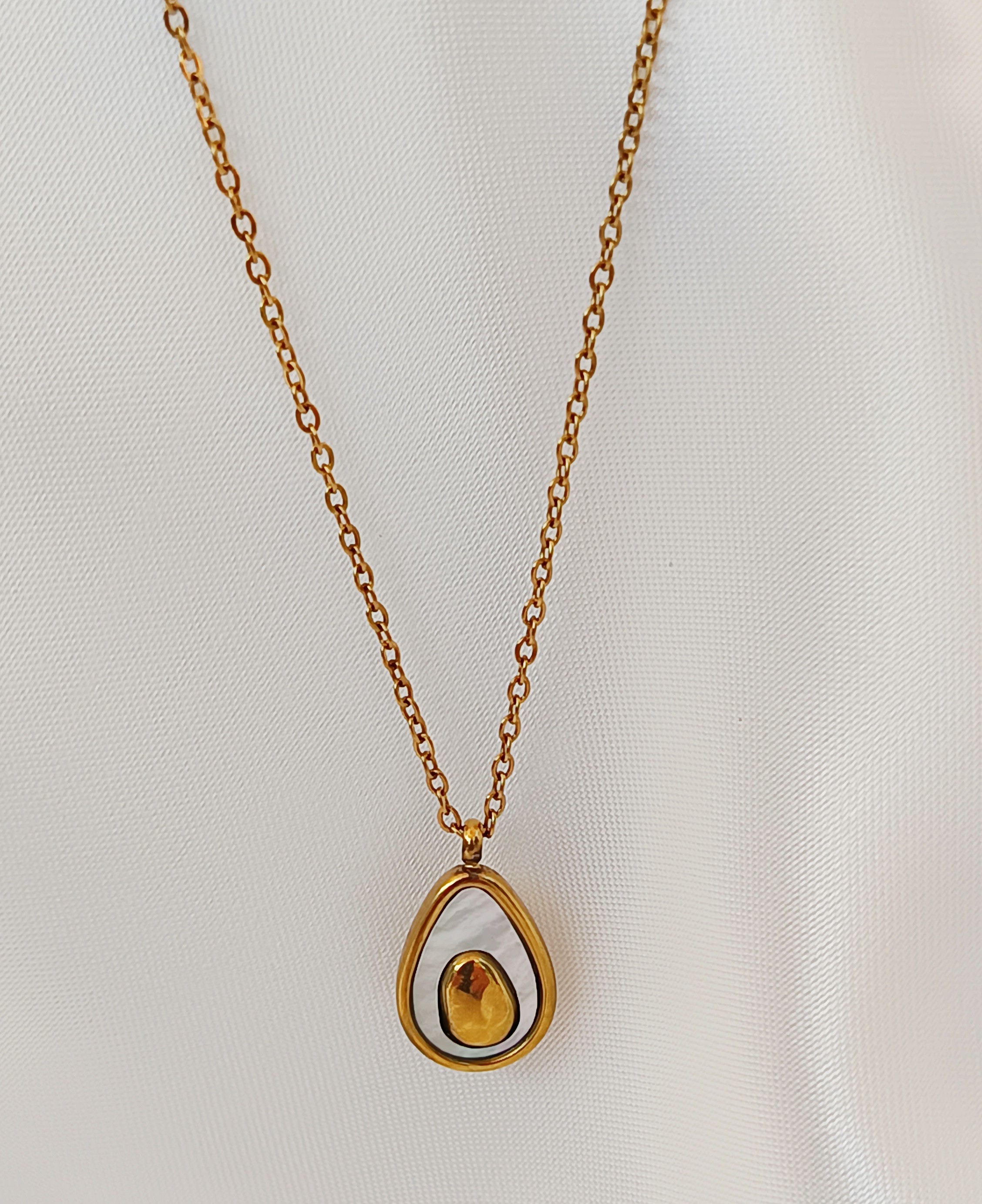 COLLIER NINON 