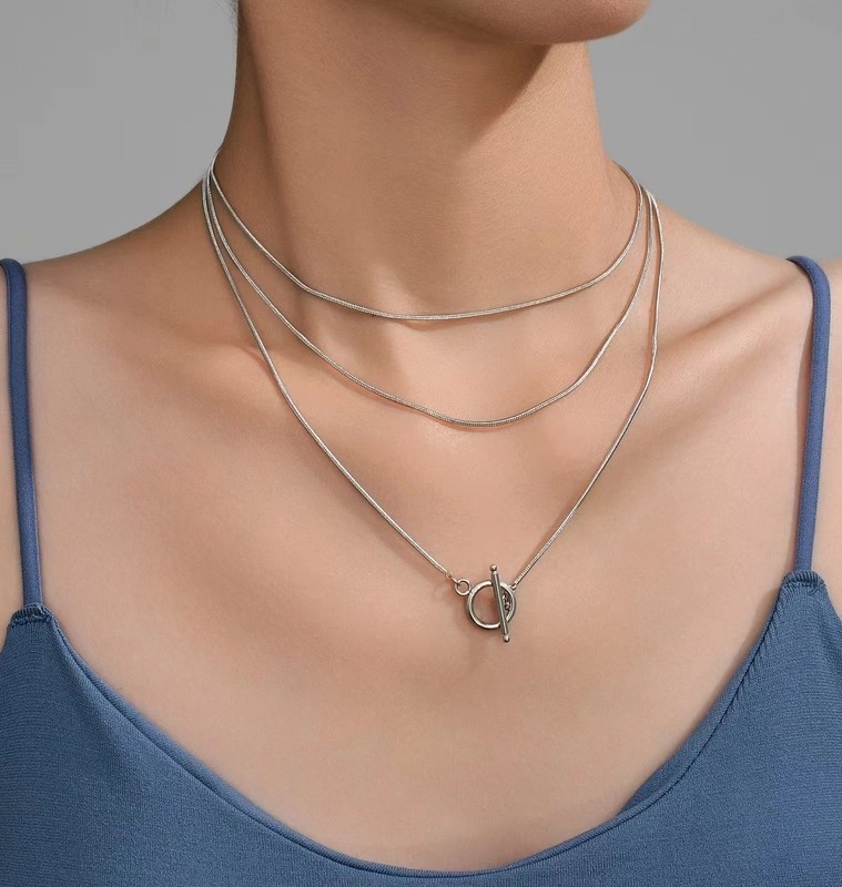 COLLIER  LILO 