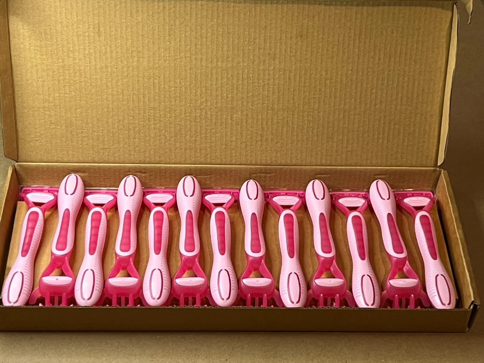 Disposable Razors for Women - 6 Blades - Pack of 13 - Free U.S. Ship