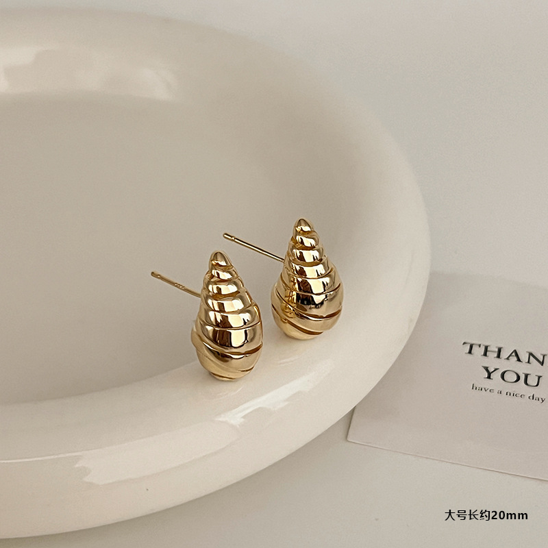 Pendientes dorados