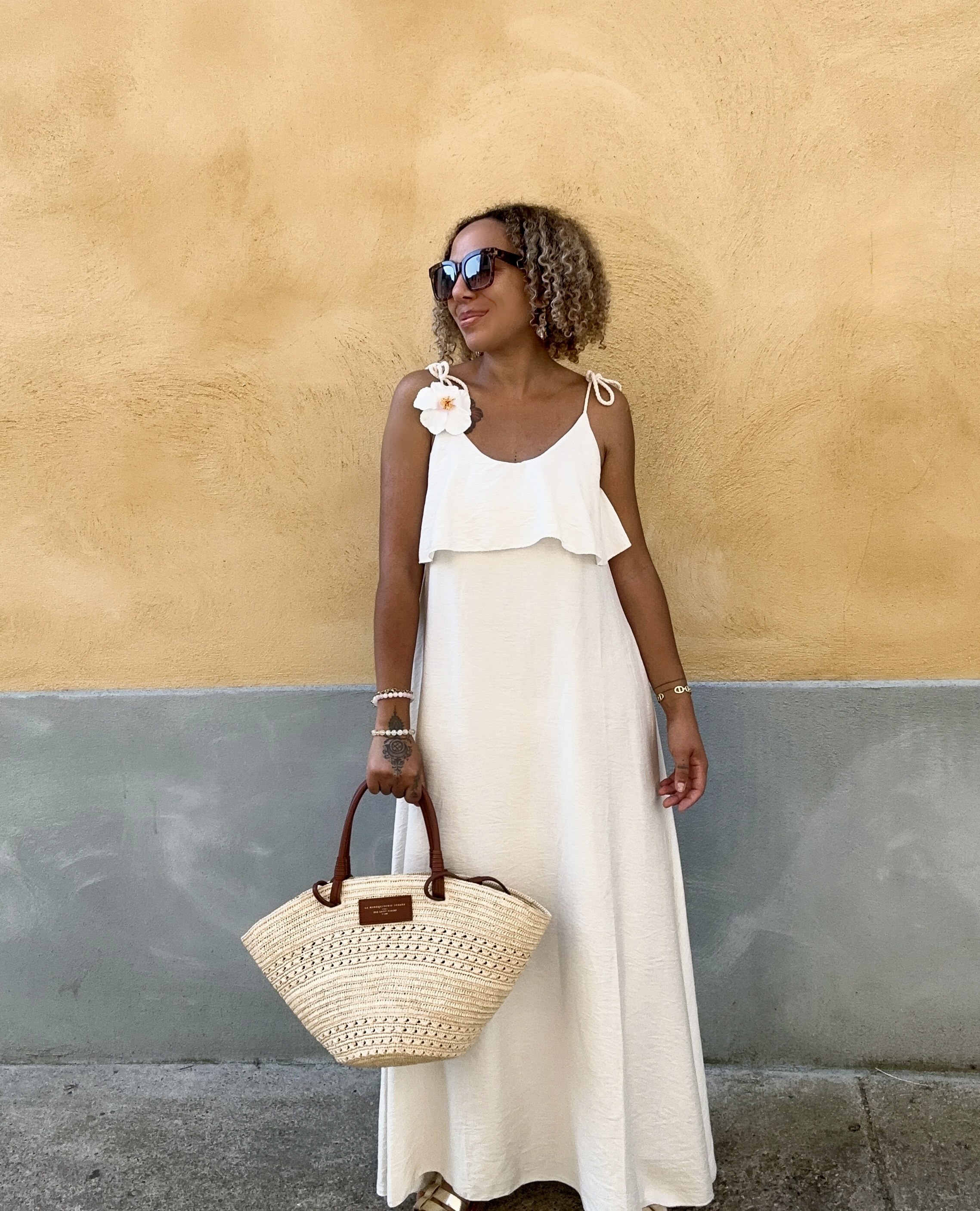 ROBE BELLA  À BRETELLES CORDON BEIGE