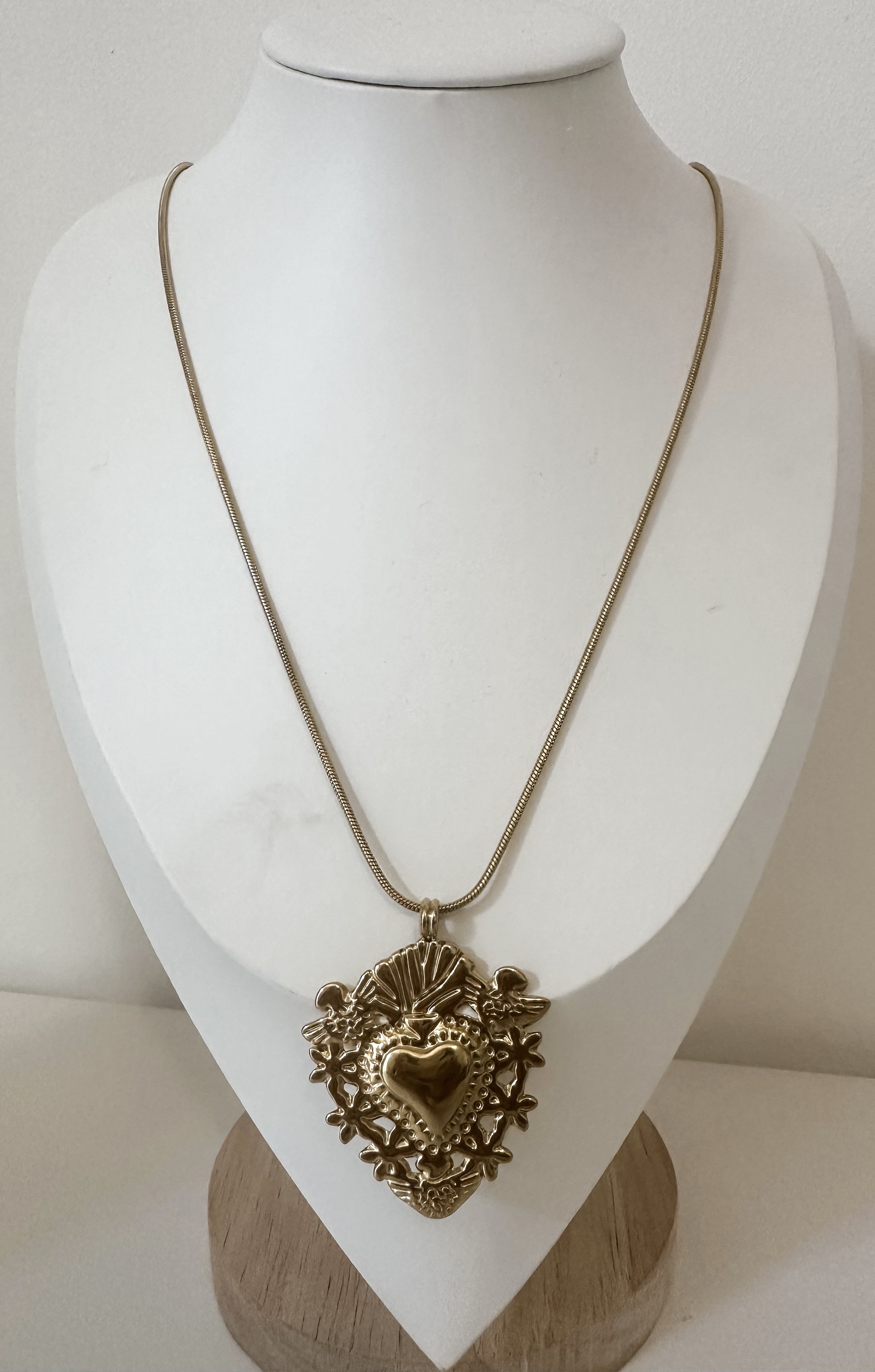 COLLIER SAUTOIR COEUR