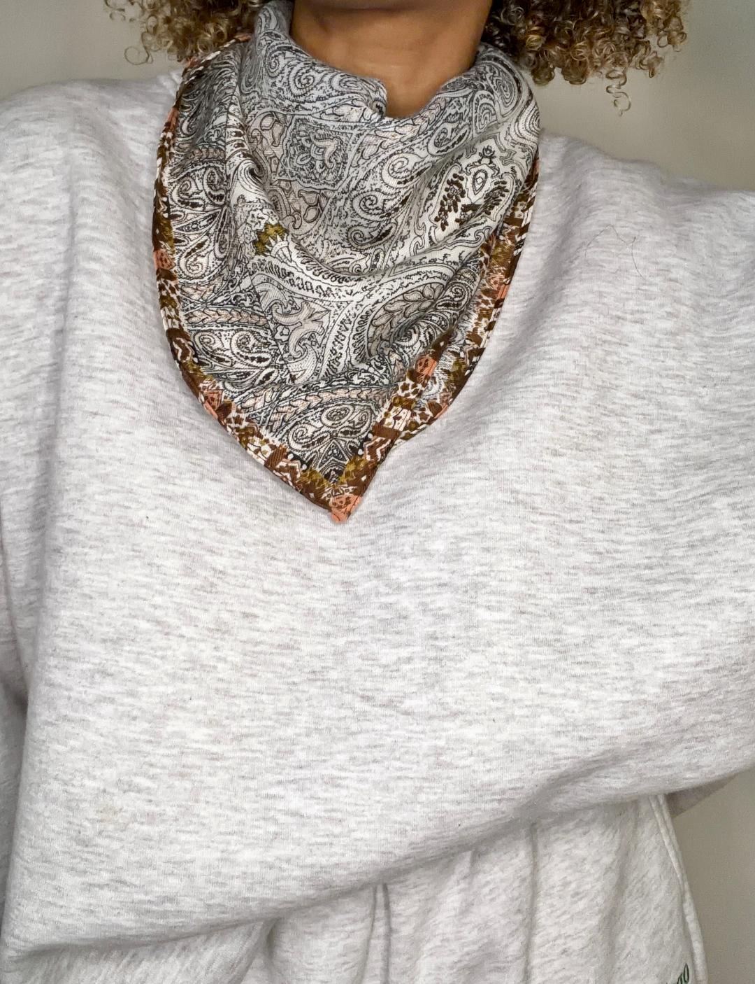 FOULARD TOUT DOUX BLANC