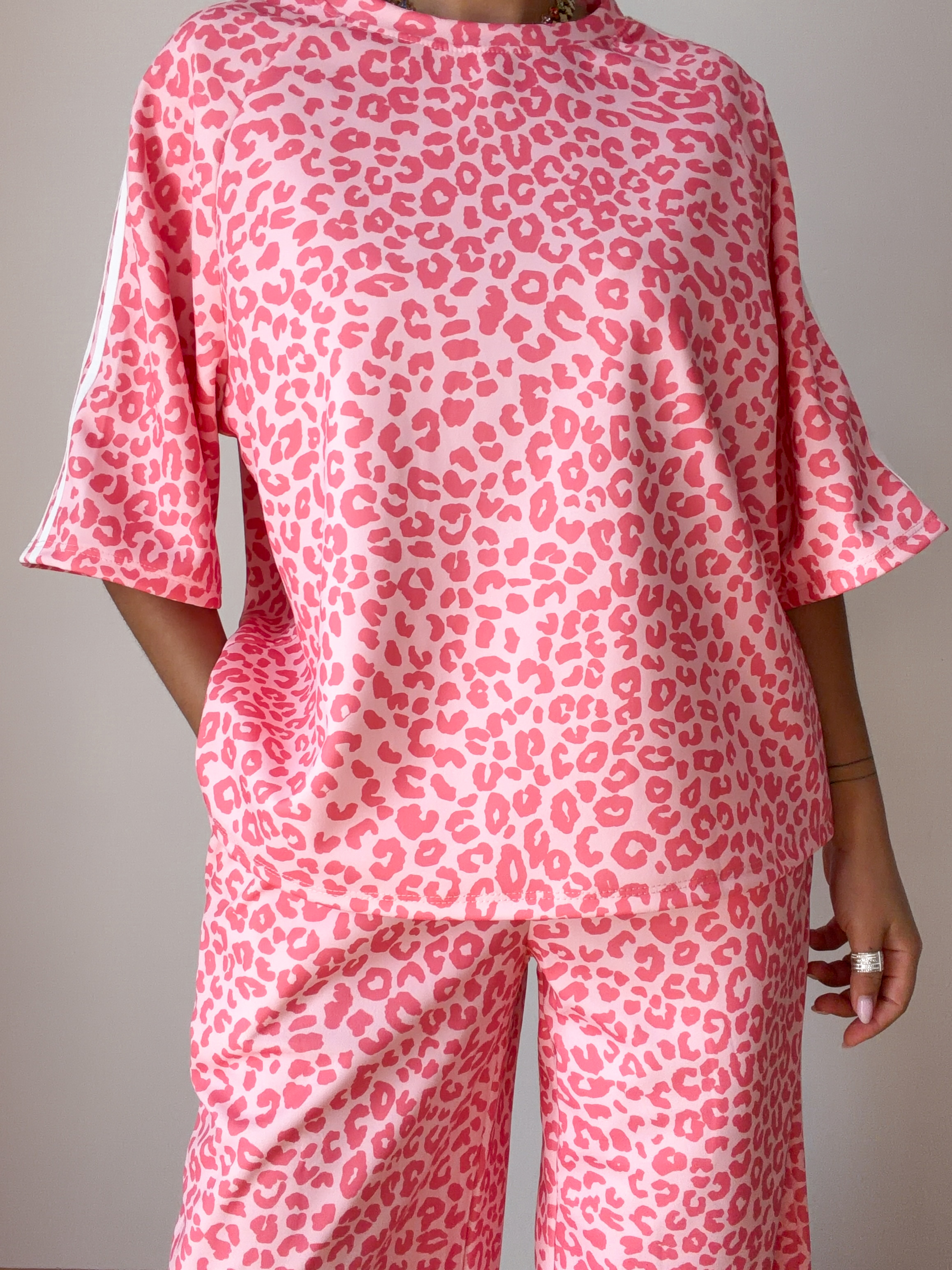 Ensemble jogging léopard rose