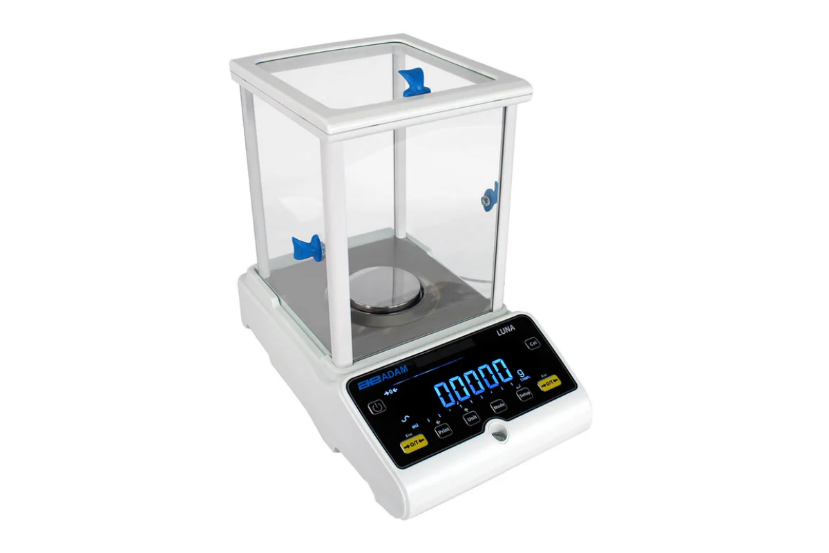 Luna Analytical Balances