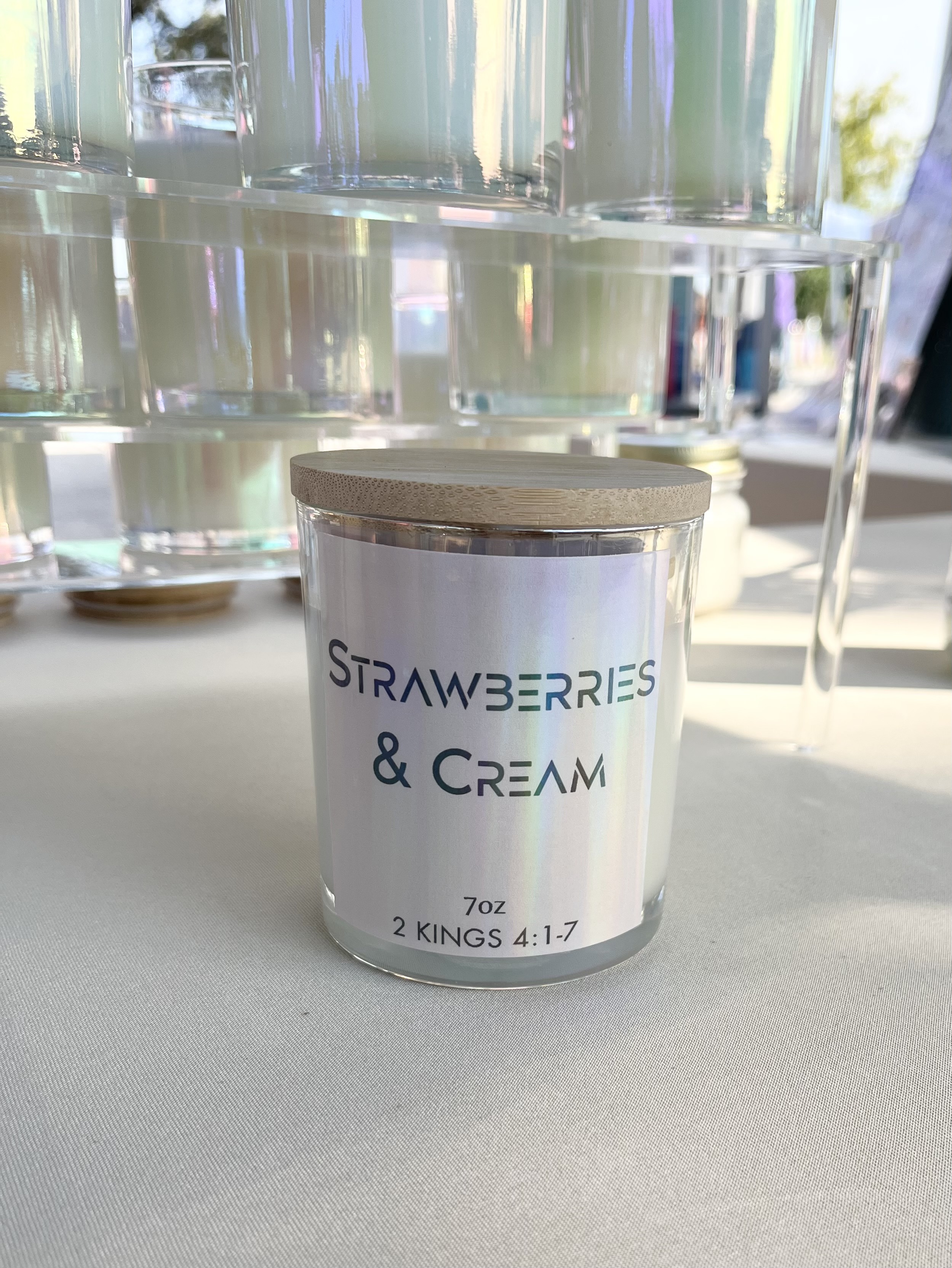 Luxury Candle | Strawberries & Cream | 100% Soy Wax