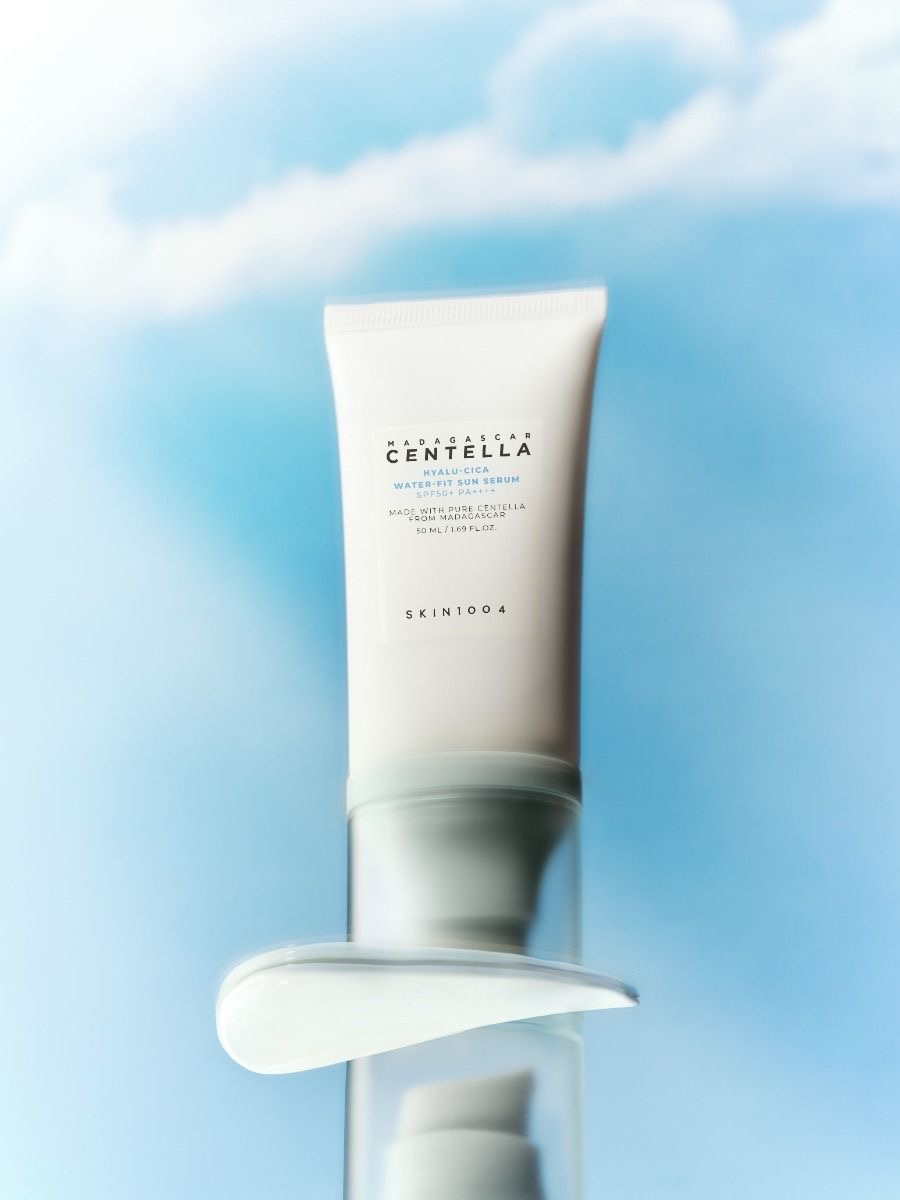 [Skin1004] Madagascar Centella Hyalu-Cica Water-Fit Sun Serum