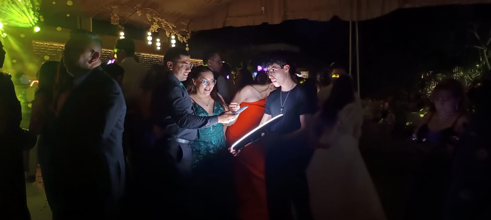 Apartado de fecha Selfie Ring