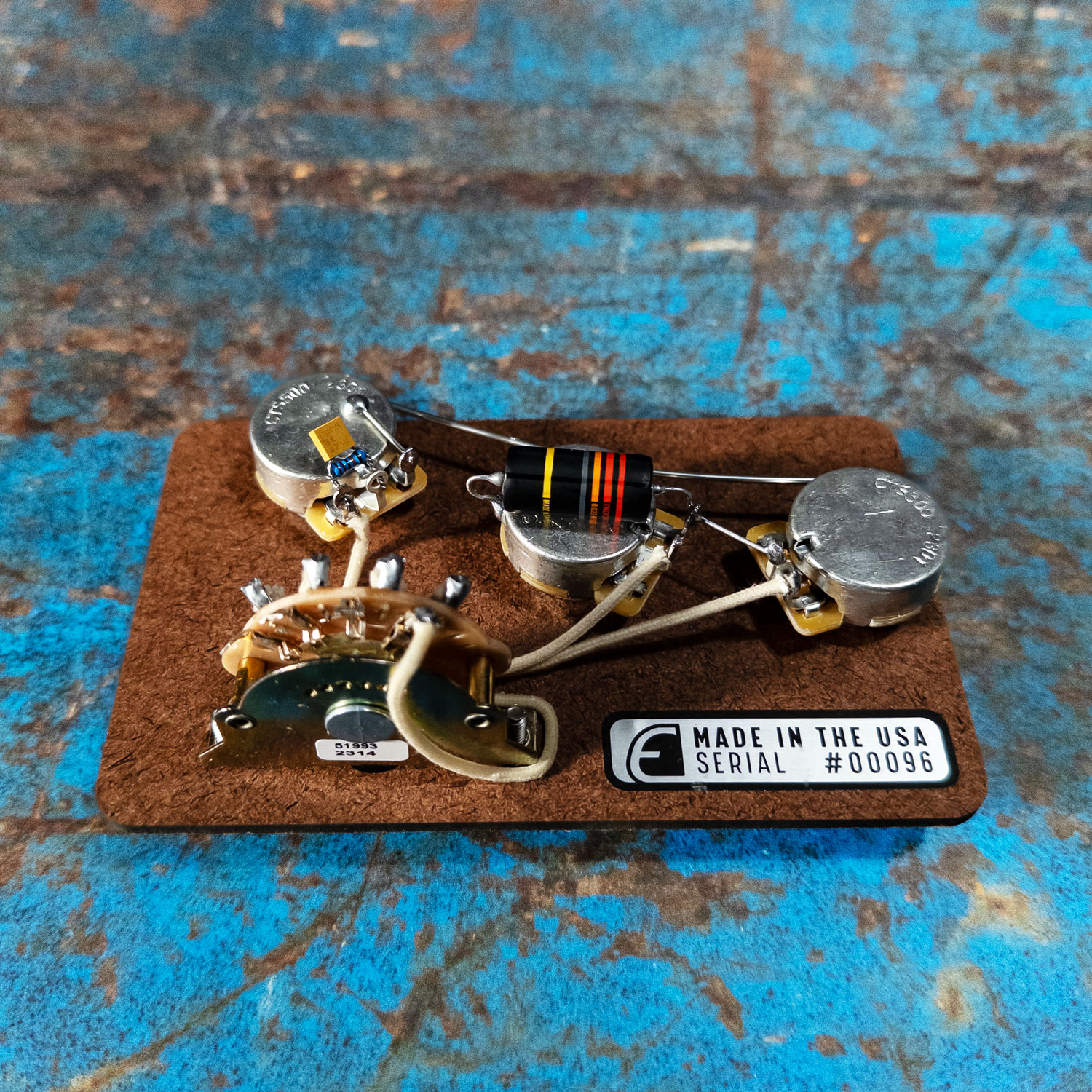 Emerson Custom 5-Way Strat Prewired Kit (500k-Ohm Pots)