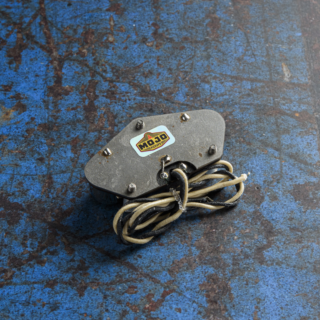 Mojo Strat Sized Gold Foil – Tele Bridge Mount