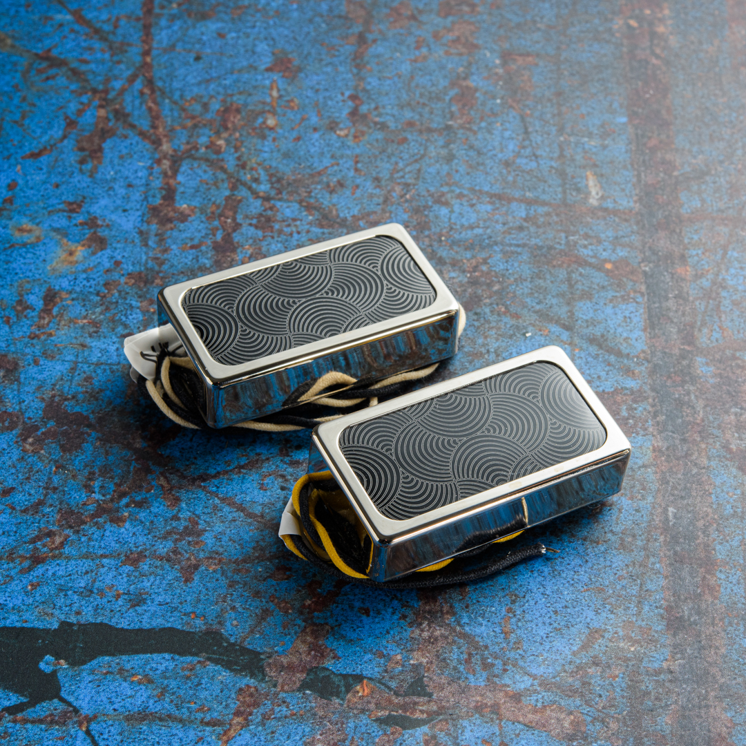 Mojo Humbucker Sized Gold Foil Pickup Set (Black Spiral Top)