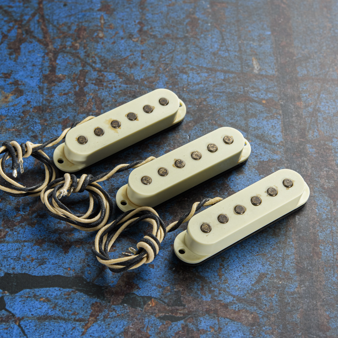 Sunbear Custom AIV Stratocaster Set