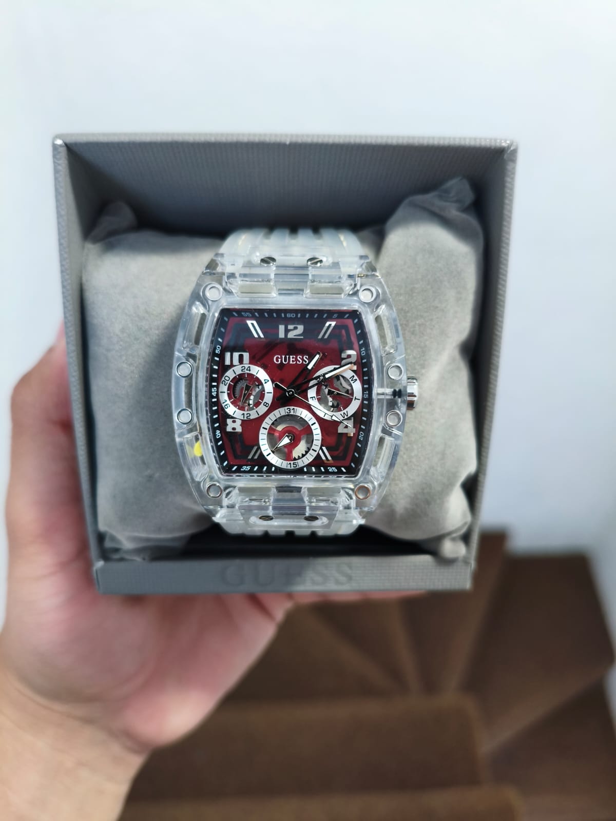 Reloj GUESS Original Seminuevo Sin Detalles