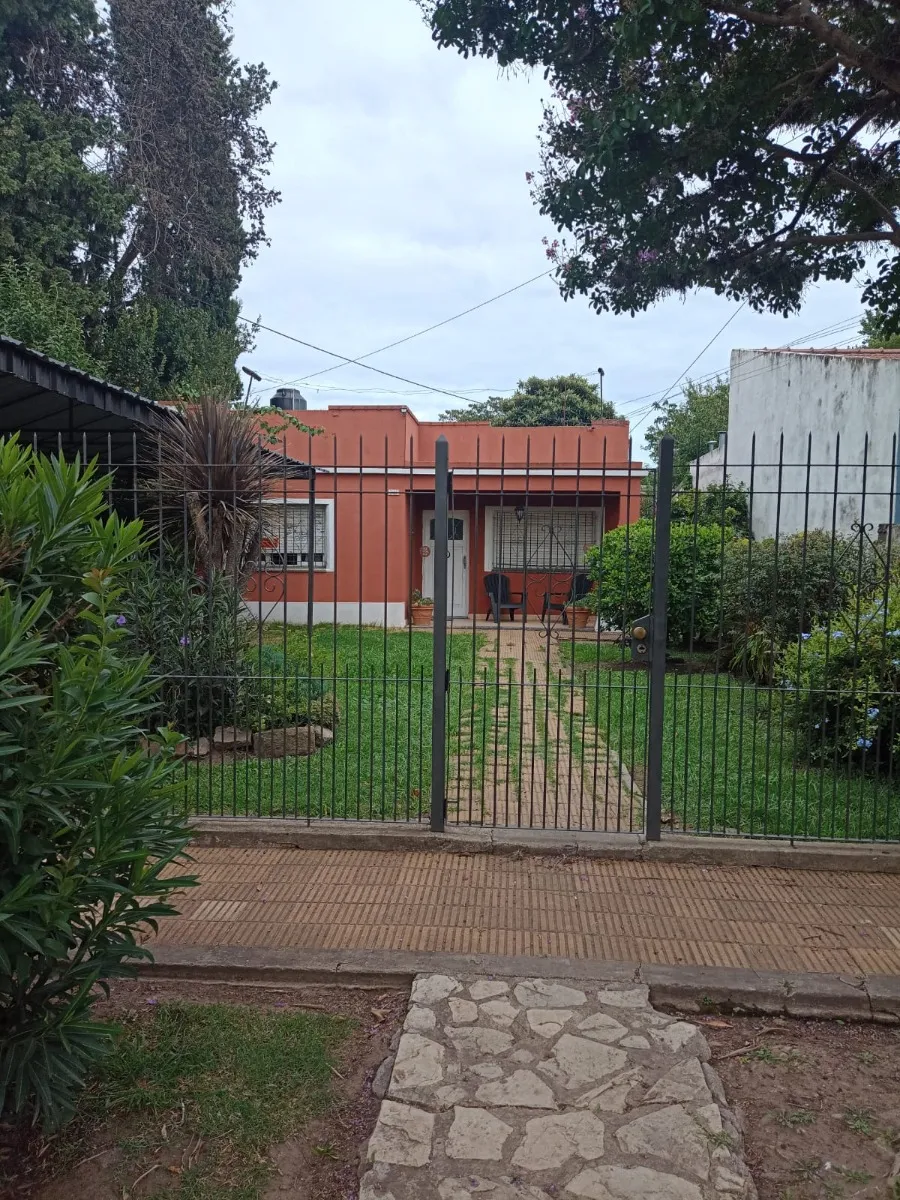 casa en Juan A. Maza 1700, merlo