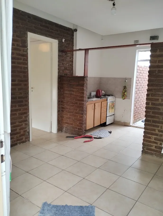 Casa en Carlos Pellegrini 100, Merlo