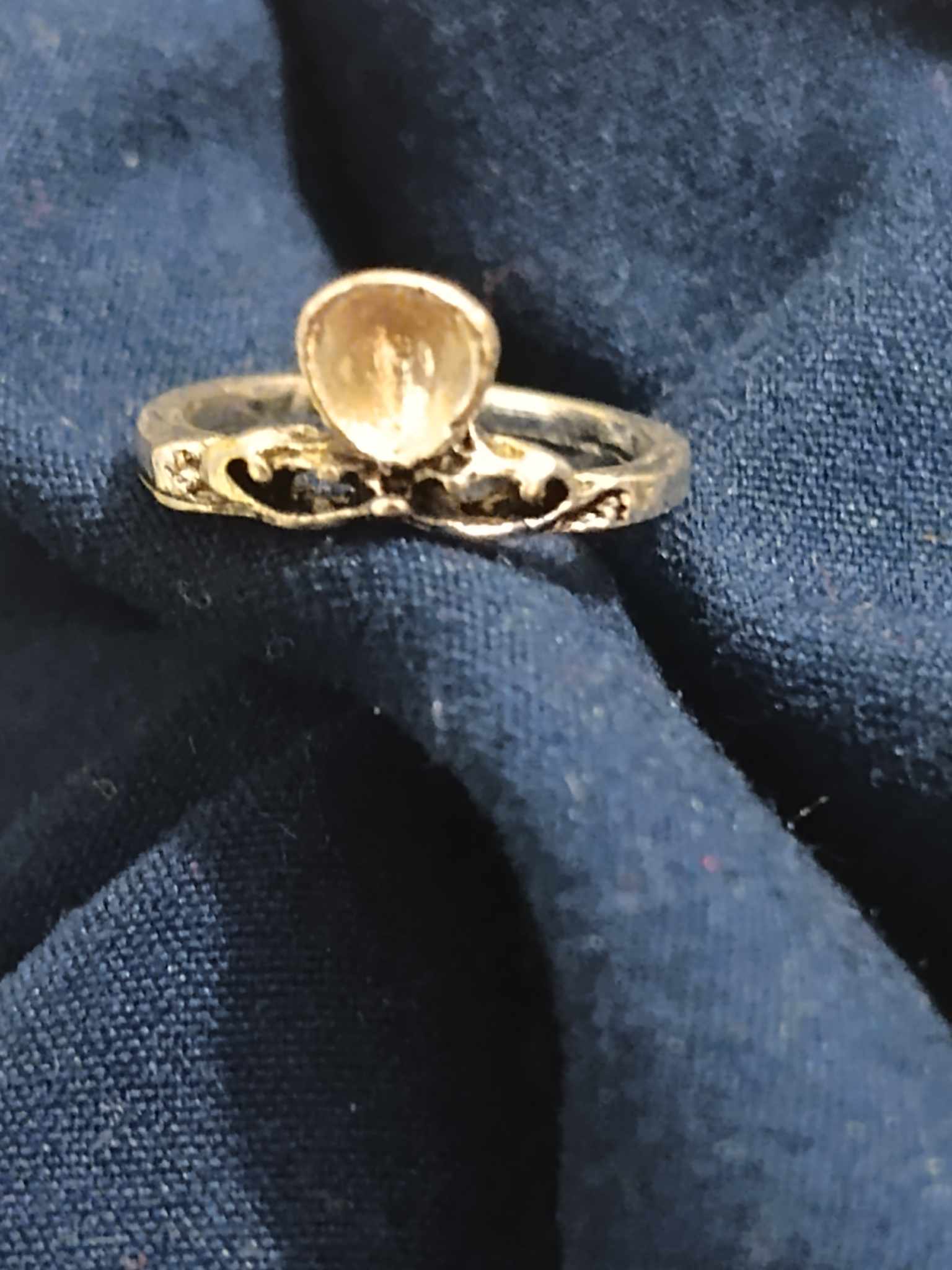 Elegant Clear Stone Ring