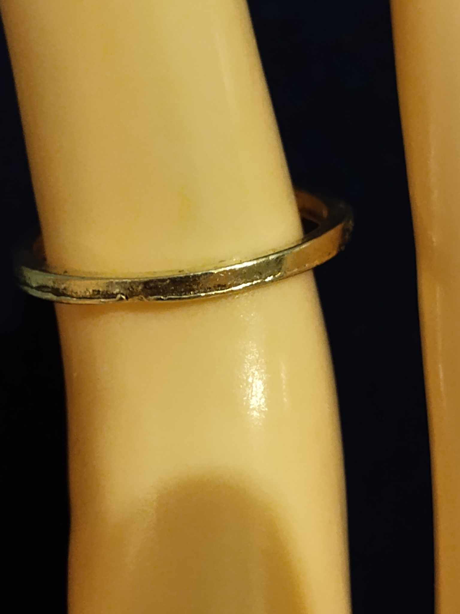 Elegant Teardrop Ring