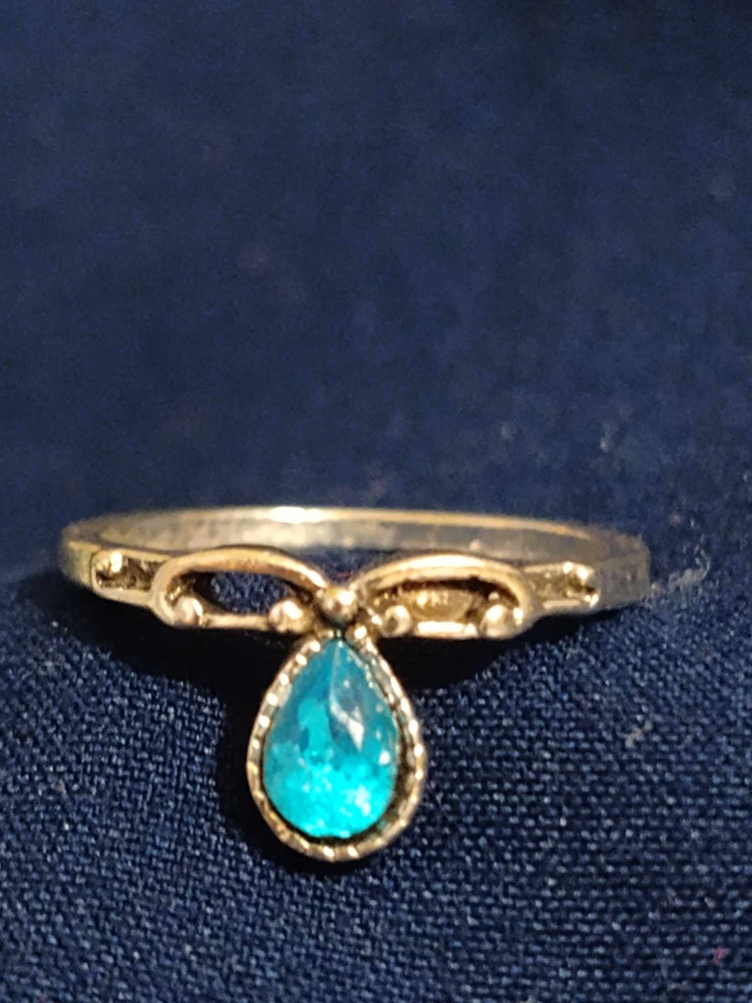 Elegant Teardrop Ring