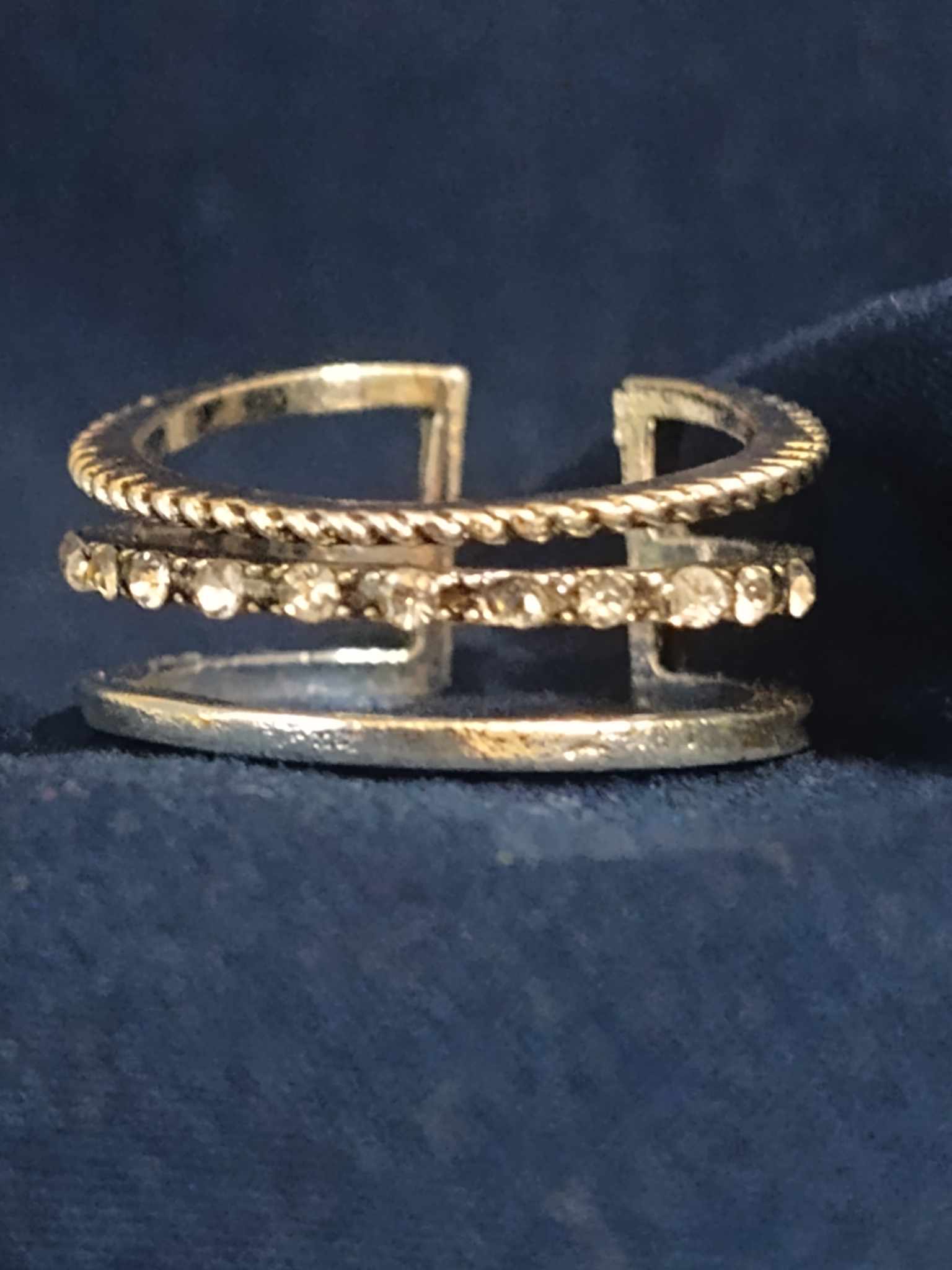 Elegant Triple Band Ring